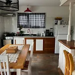 Casa A Estrenar Con Vistas Panoramicas A La Montana Y Quincho Con Parrilla Techada