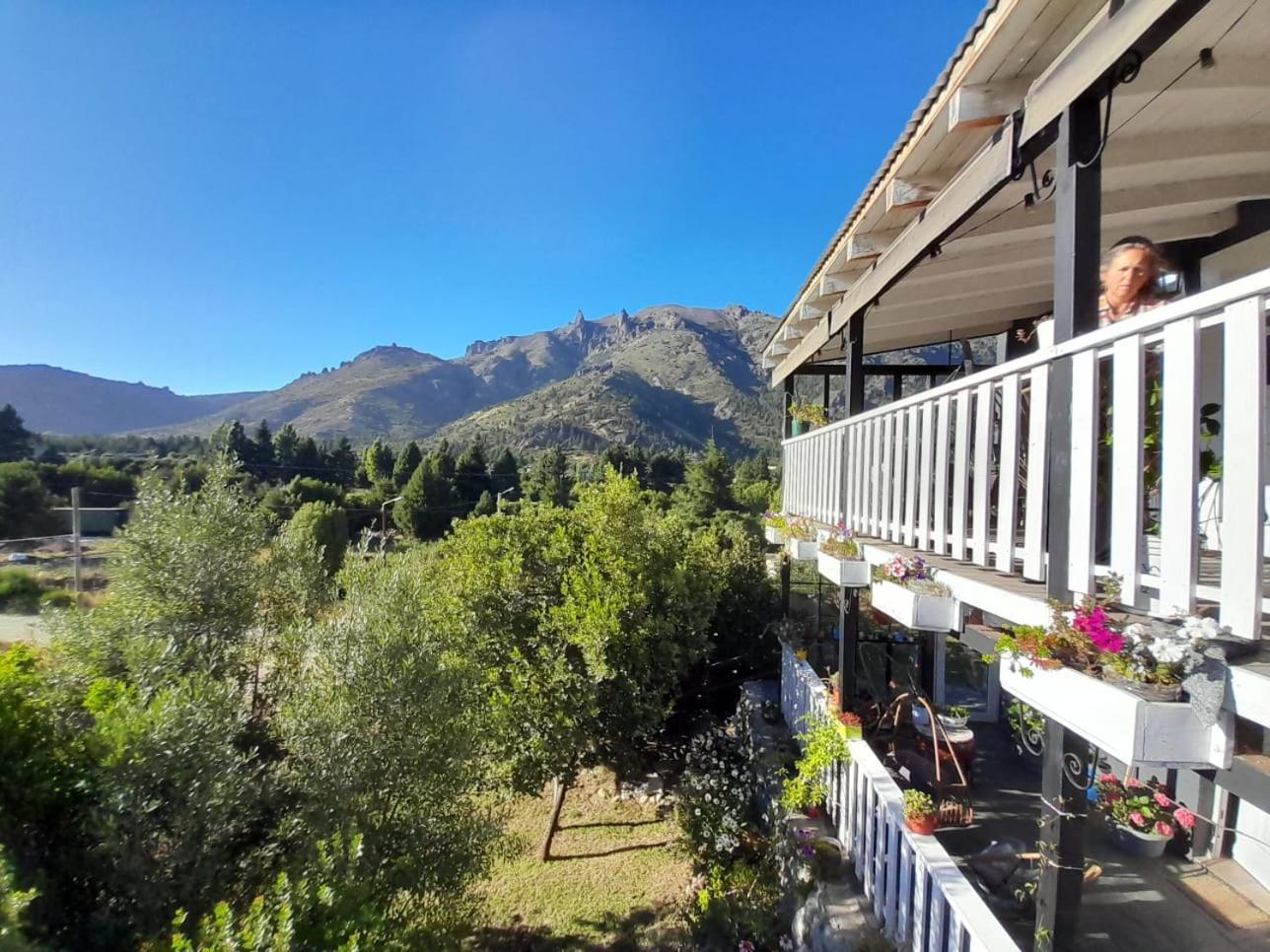 Casa A Estrenar Con Vistas Panoramicas A La Montana Y Quincho Con Parrilla Techada * San Carlos de Bariloche