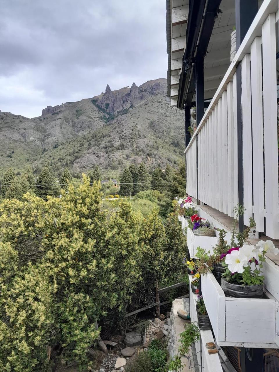 Сasa de vacaciones Casa A Estrenar Con Vistas Panoramicas A La Montana Y Quincho Con Parrilla Techada